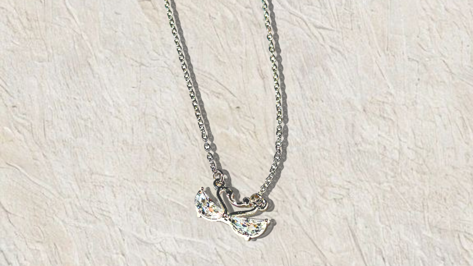 Swan Necklace with Silver Chain – Elegant Zircon Stone Jewelry