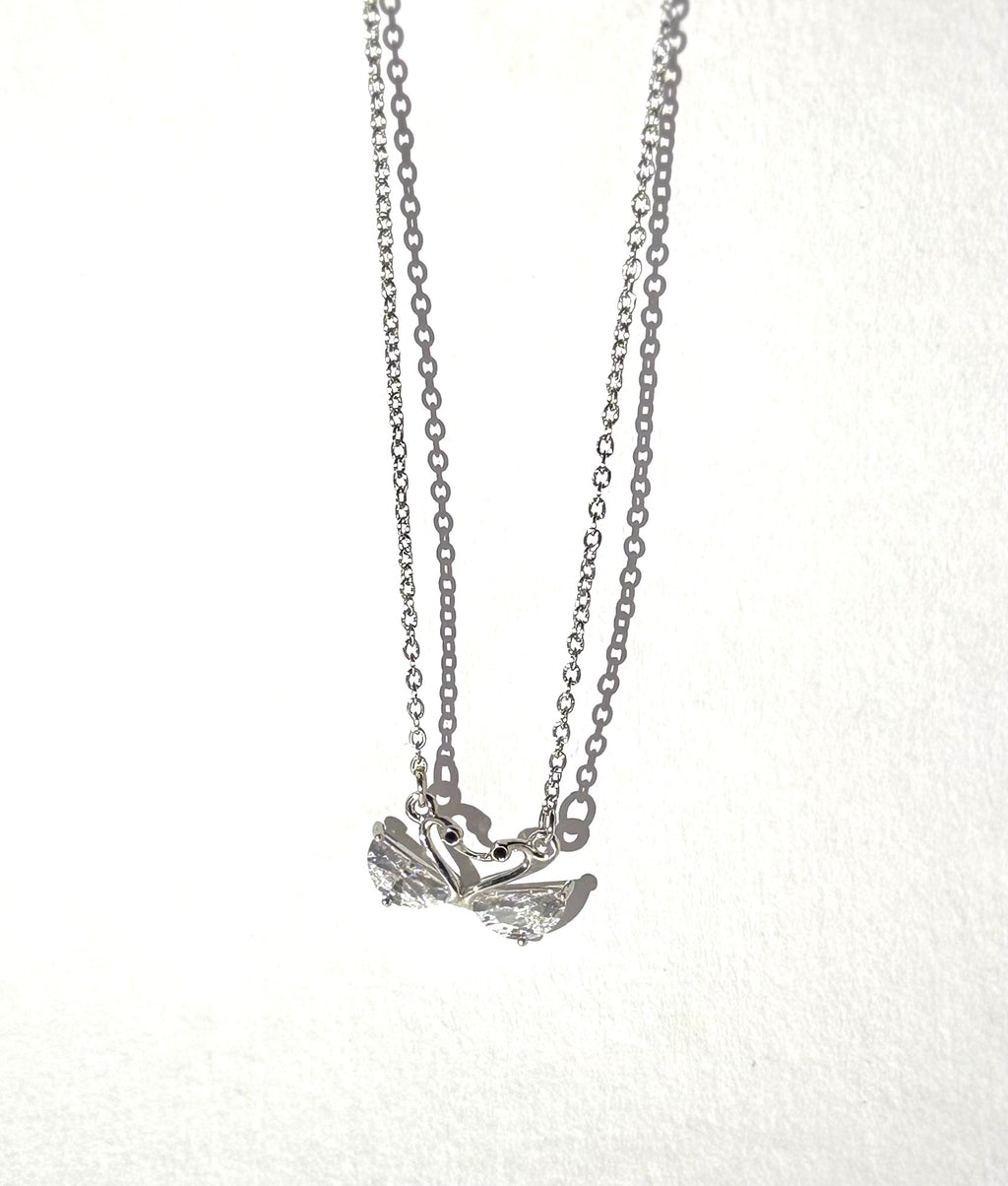 Swan Necklace with Silver Chain – Elegant Zircon Stone Jewelry
