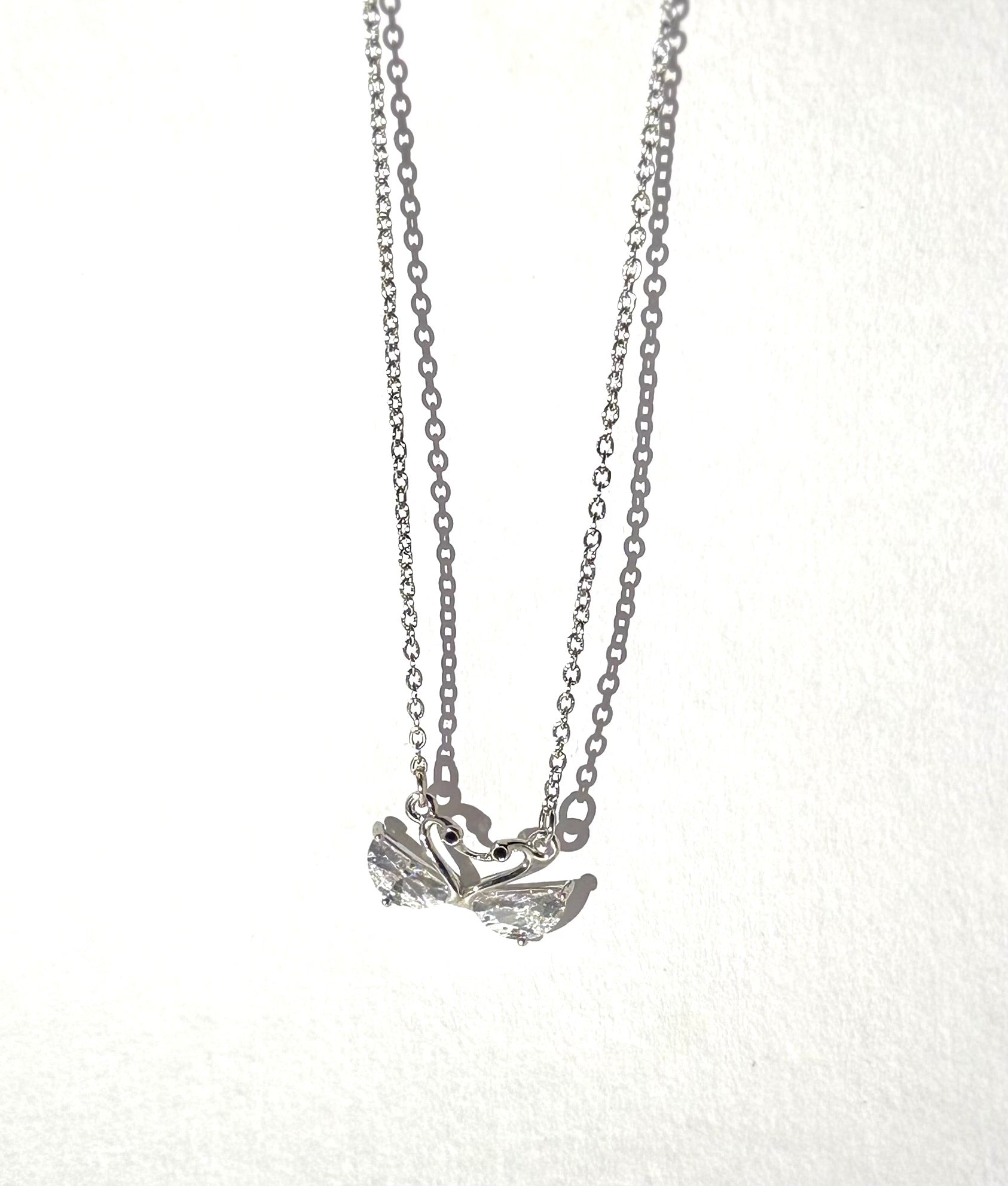 Swan Necklace with Silver Chain – Elegant Zircon Stone Jewelry