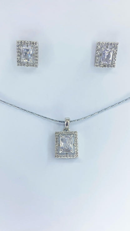 "Pendant tops white square shaped pendant tops chain set"